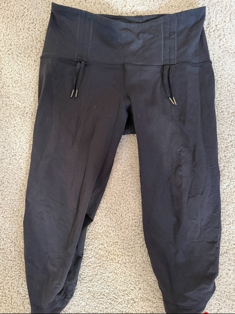 Lululemon Womens Black Capri Joggers — Everyday Comfort